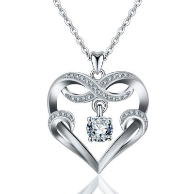 China Elegant Personalized Nickel And Lead Free Jewelry Heart Girl Charms Necklaces For Women for sale