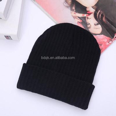 China COMMON Simple Black Knitted Beanie Hat With Your Own Design for sale