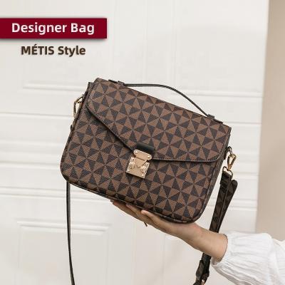 China Waterproof 2022 trending products printing ladies messenger bag for women Fashion petite Classic hand bag handbags for sale