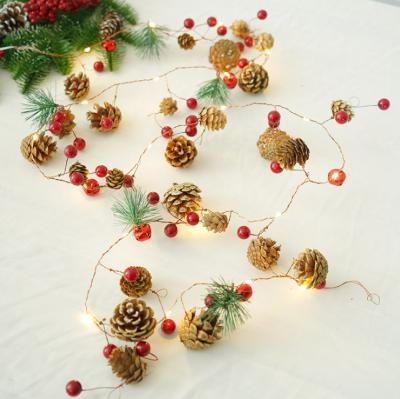 China Beautiful Christmas Flower Party Rattan Bean Pulp Bean Red Fruit DIY Holiday Circle Green Colorful Artificial Tree Decoration Home Ornament for sale