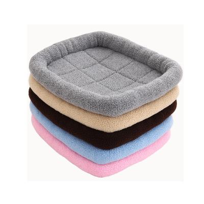 China Travel Washable Color Matched Round Pet Calming Cat Beds for sale