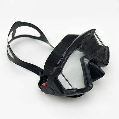 China Wide View Underwater Mask Anti Leak Silicone Diving Equipment Snorkeling Mask for sale