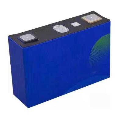 China 105Ah Rechargeable Battery Cells (Nominalchargeand 100Ah 3.2V Lifepo4 Battery Lithium Iron Phosphate Discharge) for sale