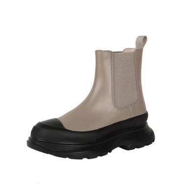 China Flat 2021 New Women Chelsea Boots Shoes Flat Chunky Genuine Leather Thick Sole Trend for sale