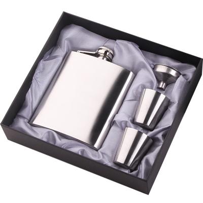 China Portable Laser Welding Hip Flask Flask And Funnel Set Whiskey Solid Screw Pocket Small Stainless Steel Jugs Wine Bottle Outside Drinker for sale