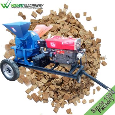 China Cultivates Weiwei Wood Crusher Low Noise Wood Crusher Machinery Pulling Type for sale