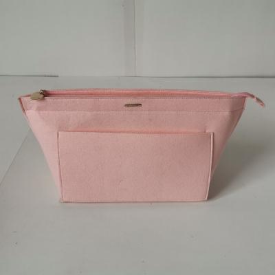 China Large Capacity Hot Selling Custom Design Cosmetic Travel Felt Make Up Organizer Toiletry Storage Bag for sale