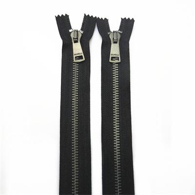 China Viable Wholesalers Apparel Accessories Nickel Black Zipper 5 Teeth Metal Big Zipper For Jacket for sale