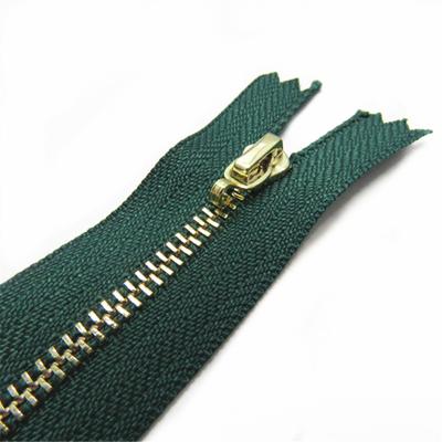 China Viable China Manufacturer Gold Copper Zippers for Leather Shoes Bags for sale