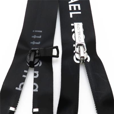 China Custom Clothing Waterproof Nylon Waterproof Zippers for sale