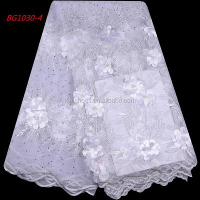 China Viable White Lace Fabric High Quality Color 3D Flower Embroidery Tulle Lace Fabric For African Wedding 957 for sale