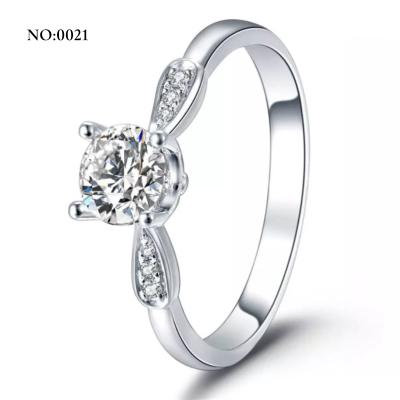 China CLASSIC Wedding Diamond Ring Geometric Ring Display Ring 9K White Gold Finger for sale