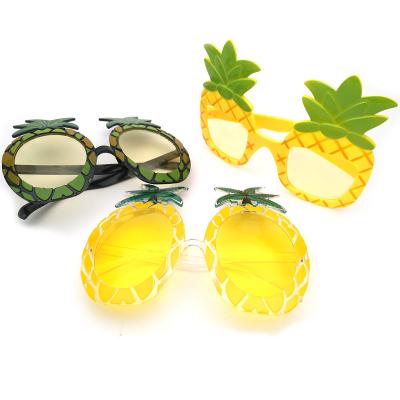 China Hawaiian tropical design production fashion sunglasses party pineapple sunglasses for sale