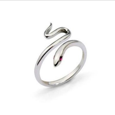 China Newly Arrival Cute Fashionable Soft Snake Shaped Woman Jewelry Silver Hot Selling Ring for sale