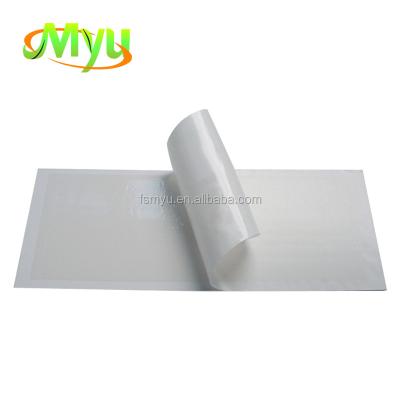 China Disposable yellow board fly sticky paper uv lighted fly glue trap for sale