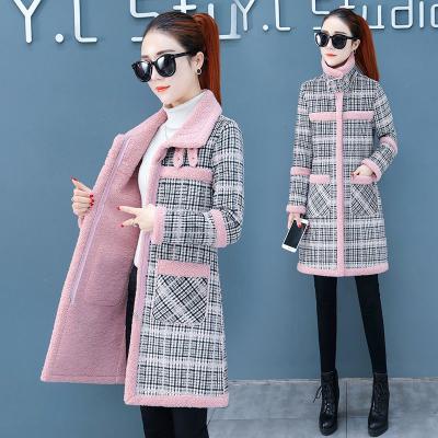 China Dropshipping Winter Reversible Plaid Thickened Wool Mid Length Velvet Plus Size Fashion Coat Overcoat For Women for sale