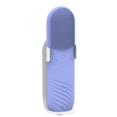 China Moisturizer Home Use Facial Massager Skin Tightening Silicone Detergent Deep Cleaning Hot Electric Facial Brush for sale