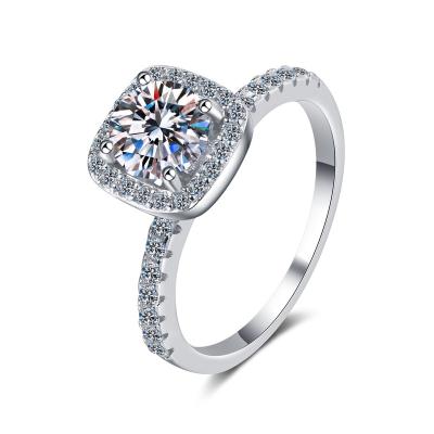 China Romantic Plated 1ct Moissanite Diamond Ring Four-claw Square Moissanite Ring Gold S925 Sterling Silver Romantic Gemstone Rings Pt950 for sale