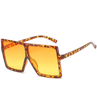 China Hot Selling Fashion Sunglasses Square Oversized Lenses Shape Custom Sunglasses for sale