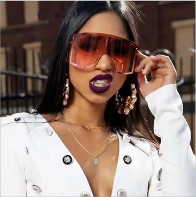 China Fashion sunglasses 2022 hot sale women trend rectangular oversized one-piece sunglasses for women 2021 for sale