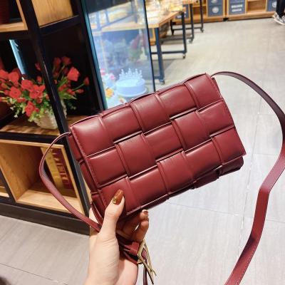 China 2022 Fashion Designer Retro Single Shoulder Bag Wholesale Price Hot Sale Famous Brands Classic Copy Tote Bag for sale