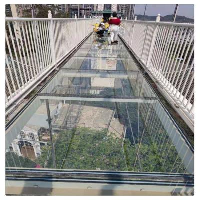 China China modern security transmission and high security completely messed up laminated glass floor skywalk for sale