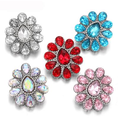 China Button Distinctive Crystal Rhinestone Alloy 18mm Charm Snap Button Fit Bangle Bracelets Jewelry for sale