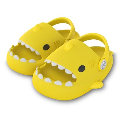 China Fashion Trend Kids Cloudy Shark Slides Toddler Cute Baby Slippers Summer Boys Girls Cartoon Beach Pool Shower Non-Slip Shoes for sale