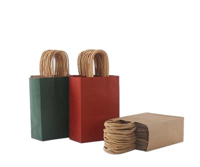 China Recyclable Kraft Paper Party Recyclable Gift Bags Twisted Handles , Kraft Paper Bag Green for sale