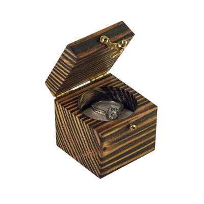 China Vintage Custom Wooden Valentine Engagement Holder Small Wooden Ring Boxes for sale