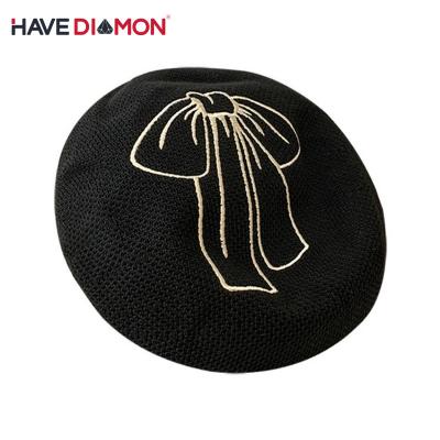 China New Fashion Bowknot Embroidery Knitted Autumn Thin Wild Retro Beret Women's Spring And Flat Top Painter Hat for sale