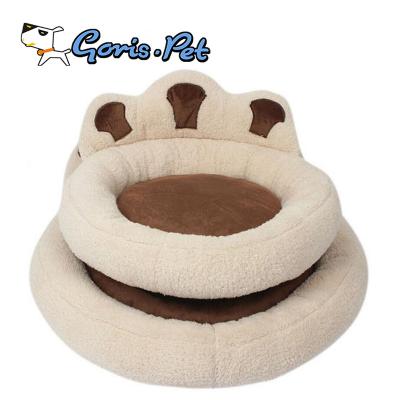 China Fashion Sustainable Cute Croak Shaped Dog Beds Warm Fleece Thickened Luxury Pet House Beds for sale