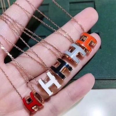 China Romantic High Quality Fashion Ladies Accessories Brand Design High End H Letter Enamel Pendant Necklace Jewelry Factory Wholesale for sale