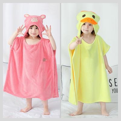 China Cartoon Pattern Hypoallergenic Hooded Kids Wearable White Beach Towel With Logo Poncho Custom Bath Towel for sale