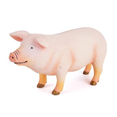 China Educative ; Interactive Cute Animal Figures Farm Animal Farm Plastic Pig Toy Set for sale