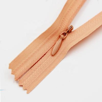 China Cheap Customized End-end 3# Invisible Running Plastic Nylon Reverse Invisible Zipper for sale