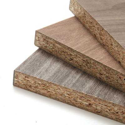 China 18mm Contemporary Melamine Coated Chipboard / Paper Particle Board For Furniture for sale