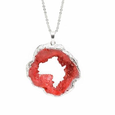 China Natural Stone Red Female Crystal Necklace Long Group Quartz Agate Chain Europe Sweater Hole Crystal Pendant for sale