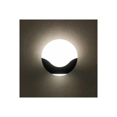 China NEW New Design Outdoor Aluminum Wall Lanterns PC Porch Light Fixtures Waterproof Wall Mount for sale