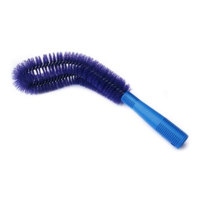 China Curved Shape Household Cobweb And Durable Economical Popular Plastic Dust Cleaning Pipe Brush for sale