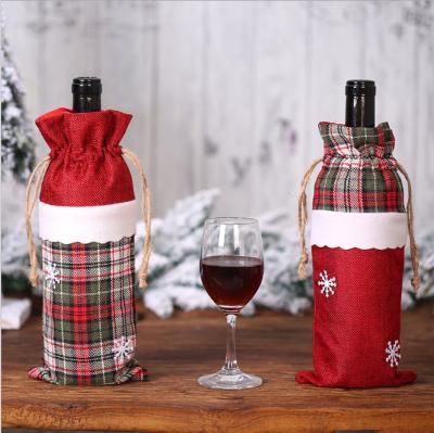 China Cute Party Christmas Canvas Wine Bottle Cover Christmas Gift Lattice Wine Bottle Bag Hotel Table Supplies for sale