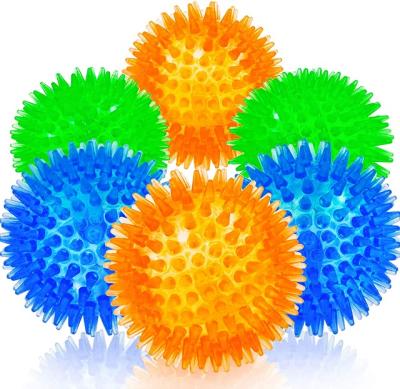 China New Sustainable Toy Thorn Ball Sounding Dog Toy Ball Pet Toys for sale