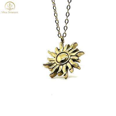 China TRENDY new trendy high quality design stainless steel minimalist necklace with sun for sale