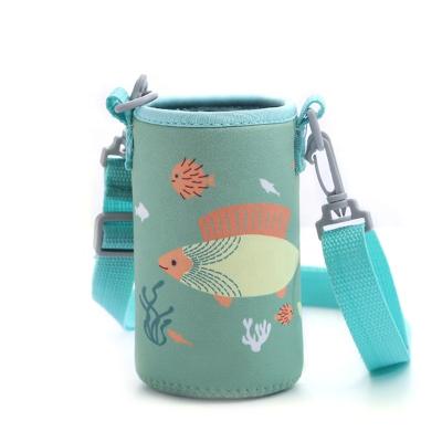 China Waterproof Adjustable Water Bottle Holder Shoulder Straps Stainless Steel Neoprene Portable Insulated Bottle Sleeve Cover For Kids for sale