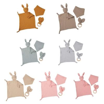 China 3Pcs Anti-Static Set Newborn Cotton Gauze Burp Cloth Blanket Bunny Bib Comforter Baby Teether Accessories Rabbit Triangular Rattle Toys for sale