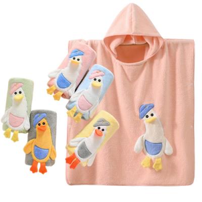 China Duck Character Anti-static Cute Hoodie Fleece Baby Sleeping Warm Leisure Coral Velvet Comforter Bath Towel Covers For Newborn for sale