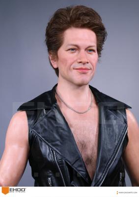 China 2017 New Celebrity Wax Figures Famous Rock Singer Wax Figure For Sale for sale