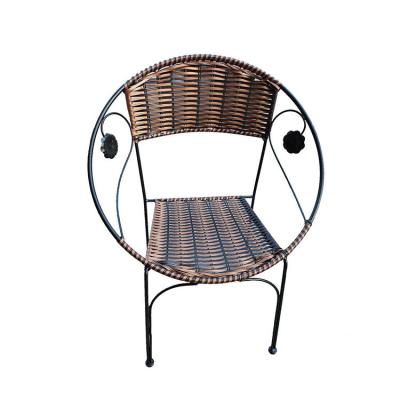 China Factory supply rustic non-slip and stackable wear-resistant to save space rattan tavern chair for sale