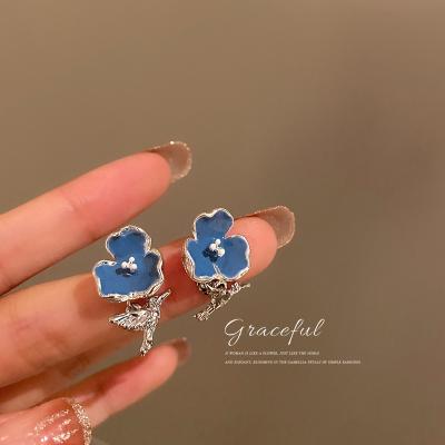 China FASHION jewelry 925 silver Korean fashion flower bird needle personality design net red earrings for sale