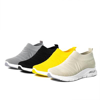 China Lightweight Women Knitted Running Cheap Breathable Sports Shoes New Design Sports Sneakers Walking Style Shoes for sale